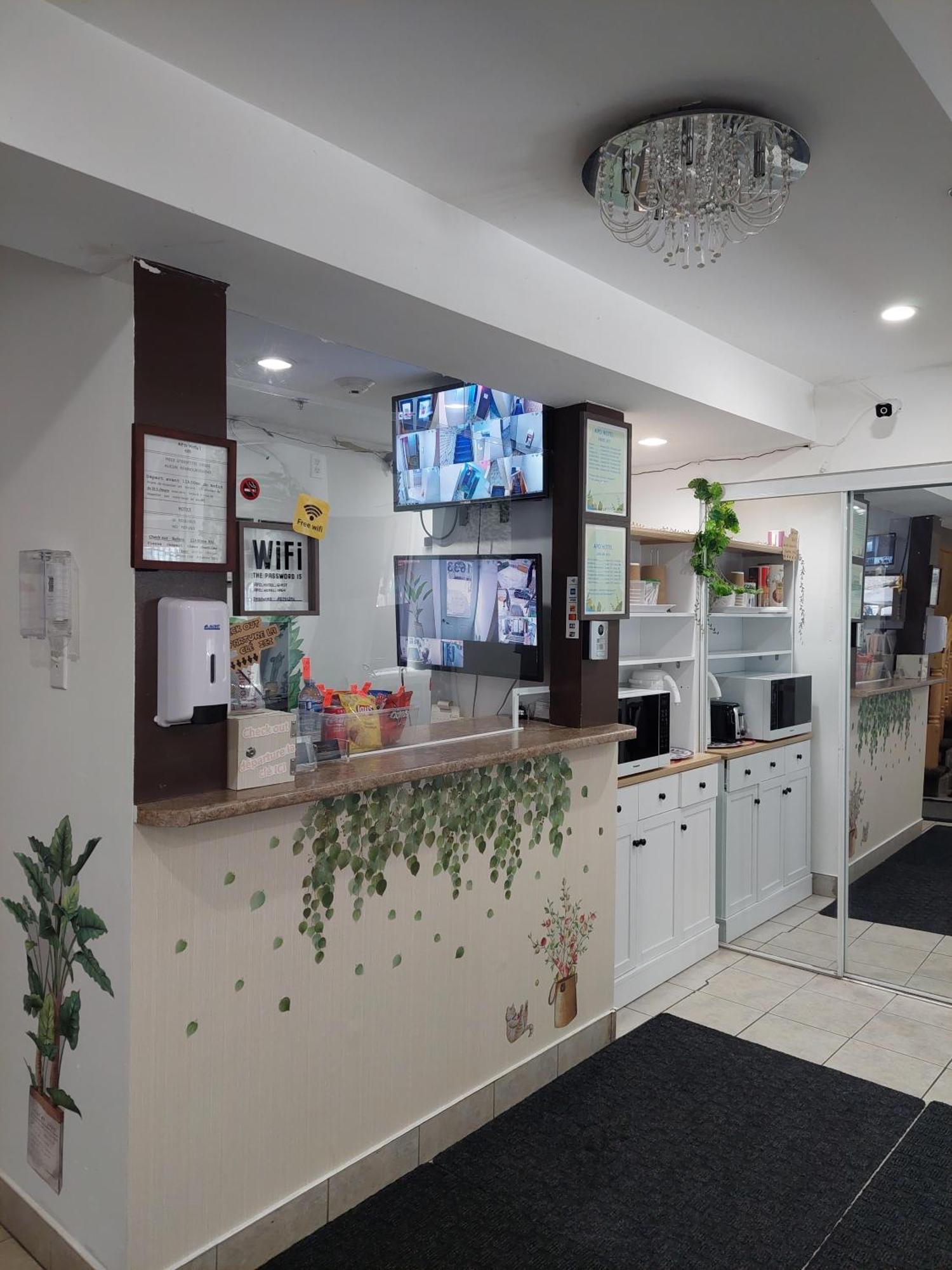 Apd Hotel Монреал Екстериор снимка