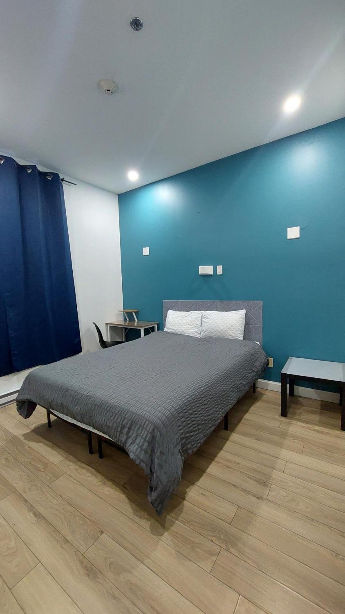 Apd Hotel Монреал Екстериор снимка
